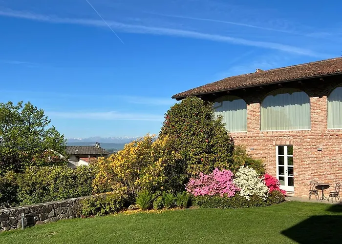 Гостевой дом Myvilla Palazzo Canavese