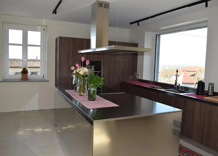 Гостевой дом Myvilla Palazzo Canavese